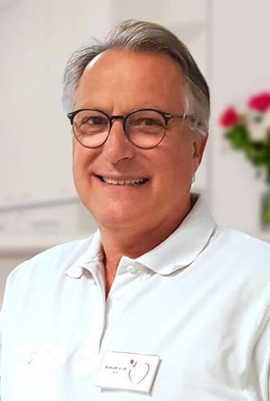 Arzt Trichologe Dennis Krausche
